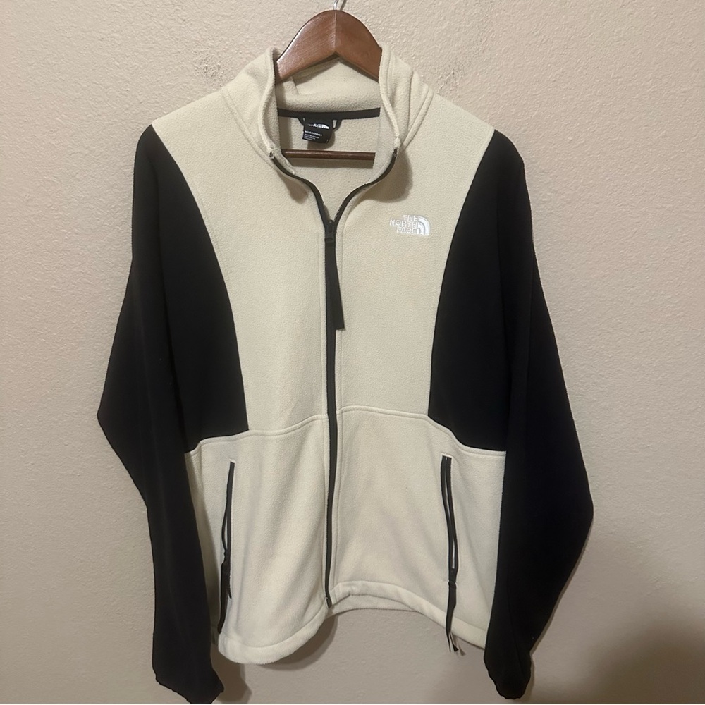 The North Face Men’s TKA Attitude Full Zip Fleece Jacket